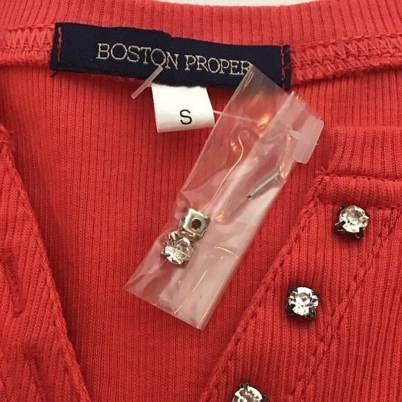 Boston Proper Red Long SleeveTop with Rhinestoned Buttons Size S - Picture 5 of 7
